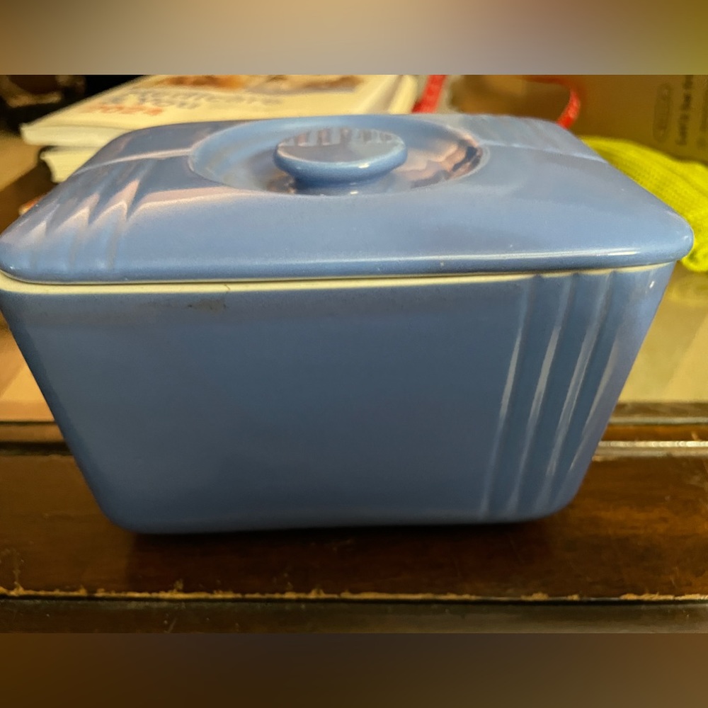 Hall China Rectangular Refrigerator Dish with lid, in Phoenix Blue Vintage
